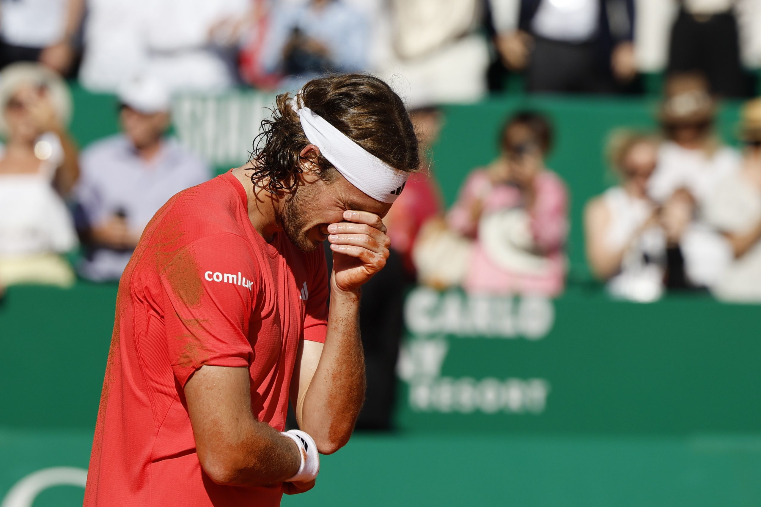 Tsitsipas crying