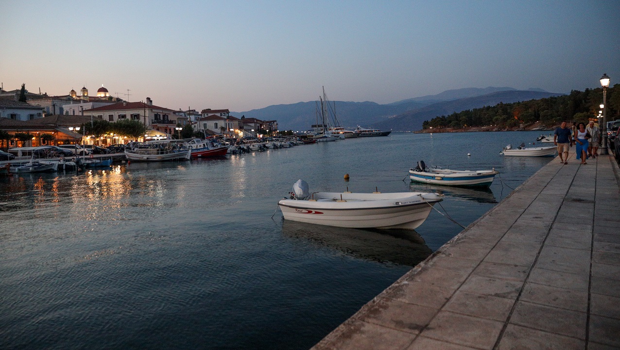 Διακοπές, επικαιρότητα