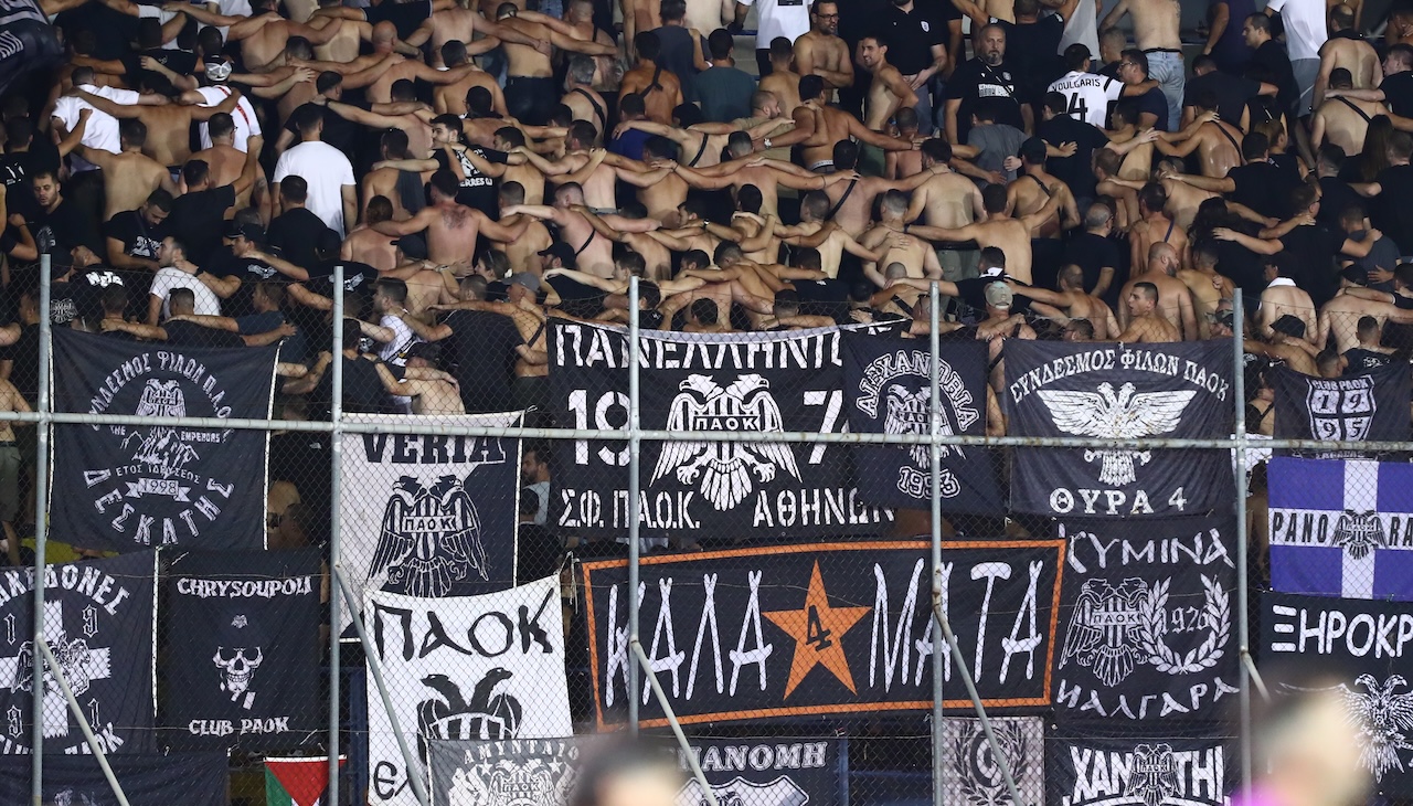 PAOK fans, Peristeri