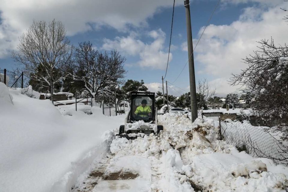 ΚΑΚΟΚΑΙΡΙΑ "ΜΠΑΡΜΠΑΡΑ" ΧΙΟΝΙΑ ΣΤΗ ΡΟΔΟΠΟΛΗ ΤΟΥ ΔΗΜΟΥ ΔΙΟΝΥΣΟΥ (ΜΙΧΑΛΗΣ ΚΑΡΑΓΙΑΝΝΗΣ/eurokinissi)